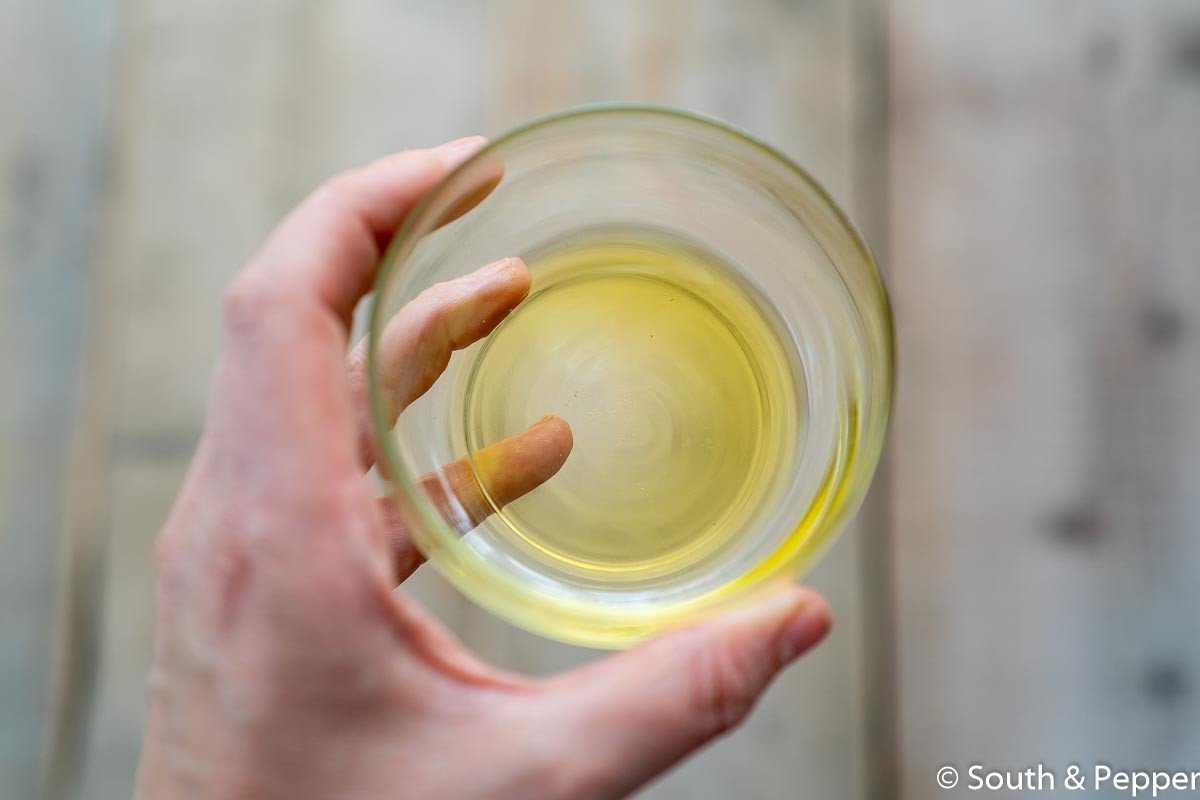 olijfolie in een glas